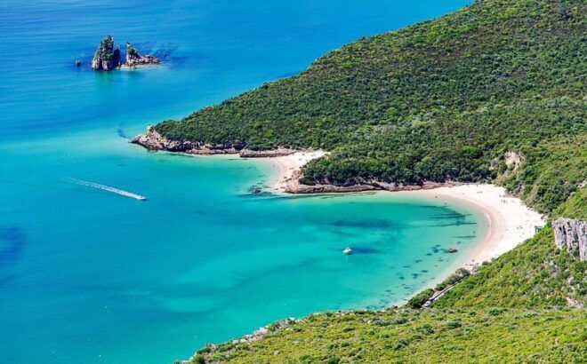 Private Unforgetable Full Day Tour in Arrábida - Historical Visits and Sites