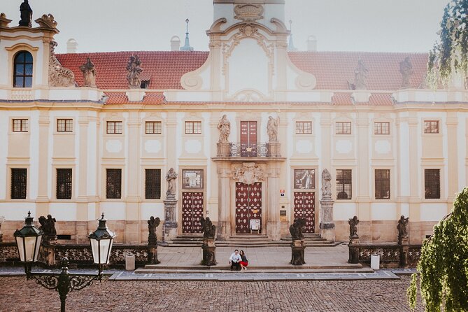 Private Vacation Photography Session With Local Photographer in Prague - Additional Information