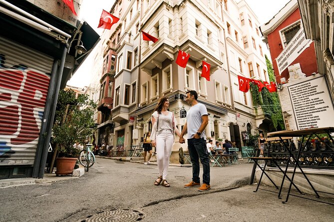 Private Vacation Photography Session With Photographer in Istanbul - Additional Services and Upgrades