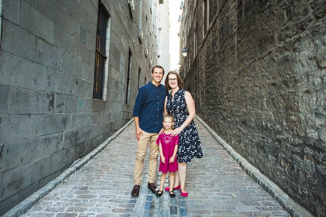 Private Vacation Photography Session With Photographer in Montreal - Opening Hours and Cancellation Policy