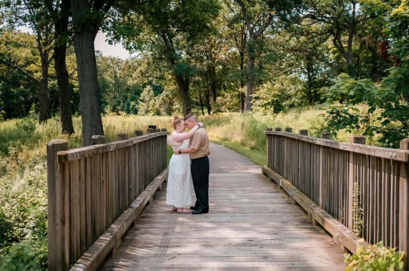 Private Vacation Photoshoot with Photographer in Brisbane - Practical Details and What to Bring