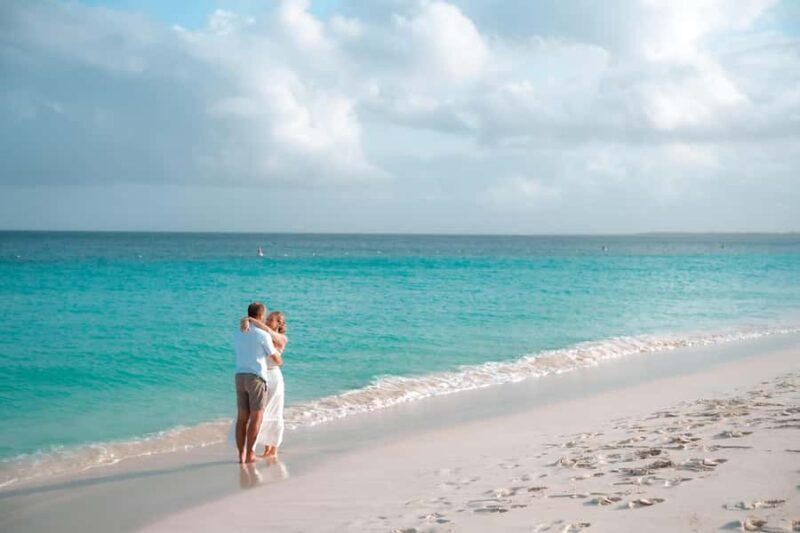 Private Vacation Photoshoot with Photographer in Cairns - Comparing with Similar Experiences