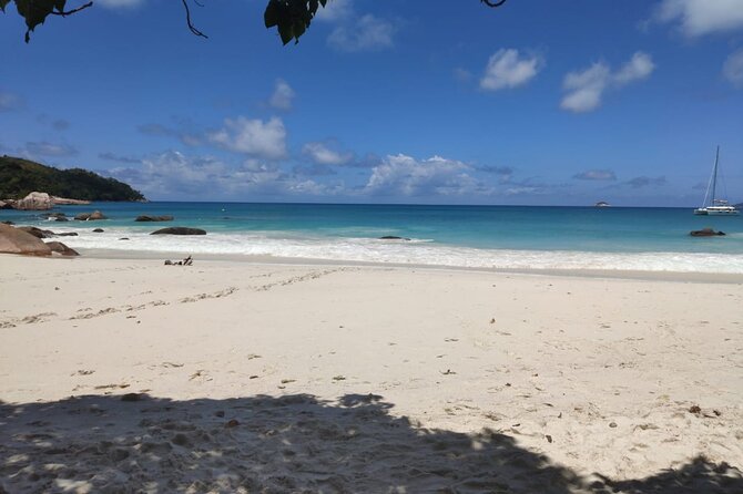 Private Vallee De Mai and Anse Lazio Tour - Meeting and Pickup Details