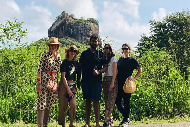 Private Van / Car & Driver for 10 Days Tour in Sri Lanka - Included Highlights and Activities