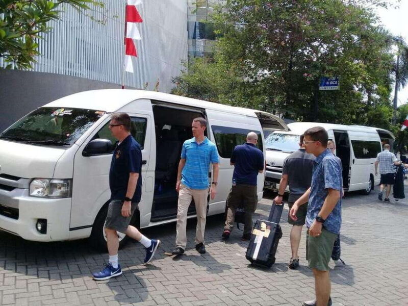 "Private Van Hire: Custom Itinerary & Free Trip Consultancy" - Visualizing Your Day