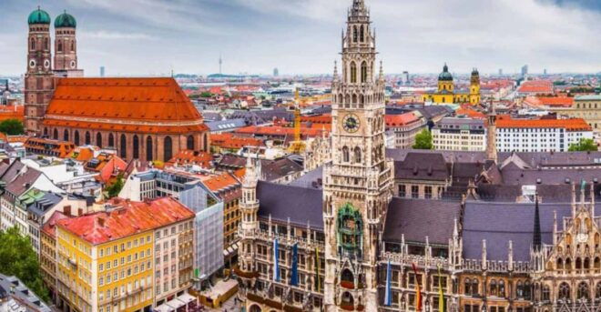Private Van Transfer From Salzburg to Munich 1 Hour 30 Min - Pickup Locations