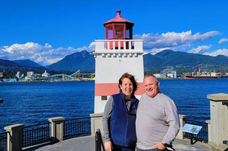 Private Vancouver City Amazing Highlight Tour With Chinese G - Tour Overview