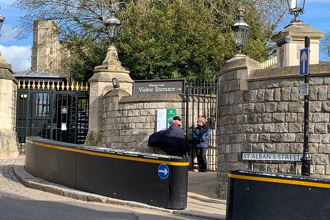 Private Vehicle Round-trip From London to Windsor Castle - Pricing and Booking Details