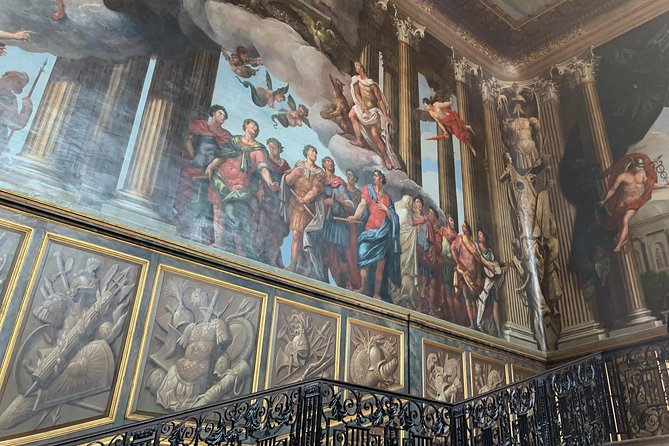 Private Vehicle To Hampton Court Palace From London With Admission Tickets - What To Expect