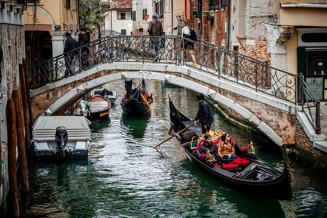 Private Venice Tour With a Local, Highlights & Hidden Gems, 100% Personalised - Discovering Hidden Gems and Local Neighborhoods