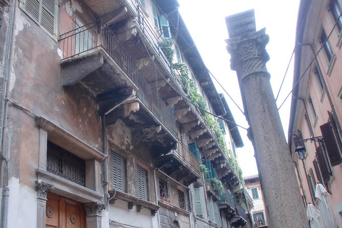 Private Verona & Jewish District -3 Hour Walking Tour - What To Expect