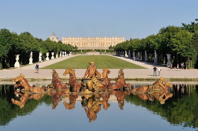 Private Versailles Tour With Guide Round Trip Transport From Paris - Return to Paris