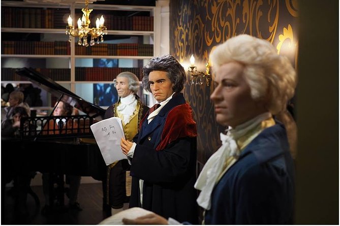 Private Vienna Tour From Budapest With Guide - Tour Inclusions