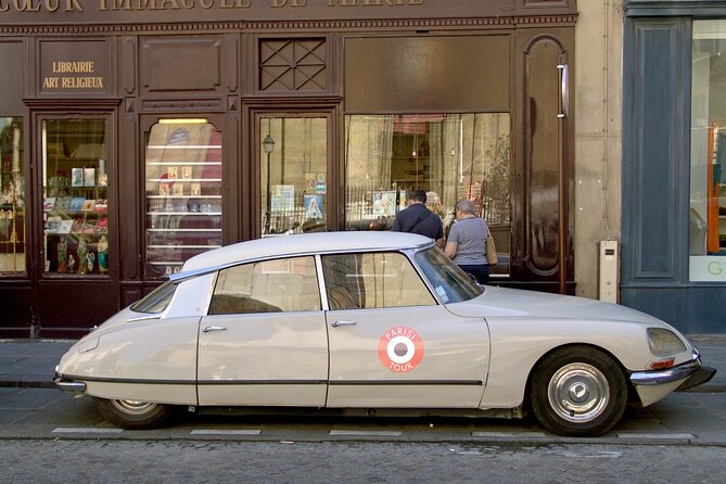 Private Vintage Car Tour of Paris in a Citroën DS - 2H - Inclusions