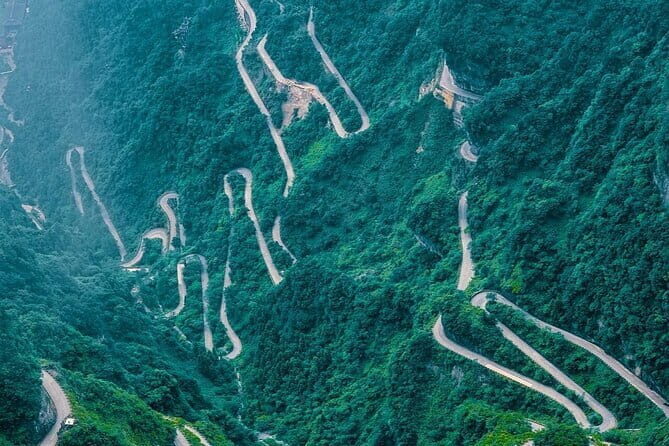 Private VIP Tour:2-Day Zhangjiajie Highlights Experience - Who Should Consider This Tour