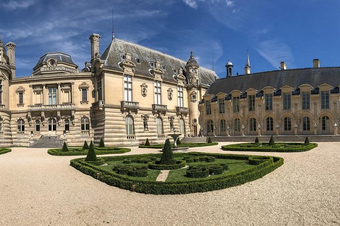 Private Visit Chantilly Castle 5 Hours by Luxury Car - Transportation and Pickup Details