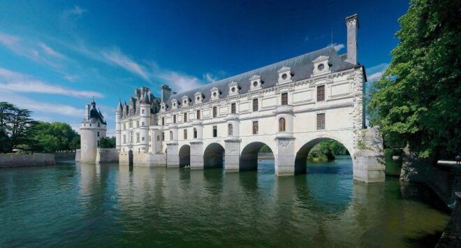Private Visit of the Loire Valley Castles From Paris - Perfect Example of French Renaissance Architecture