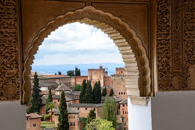 Private Visit to Alhambra in Granada From Seville - Alhambra Tour Package Highlights