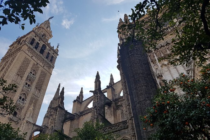 Private Visit to the Cathedral and Giralda of Seville Tour - Requirements and Restrictions
