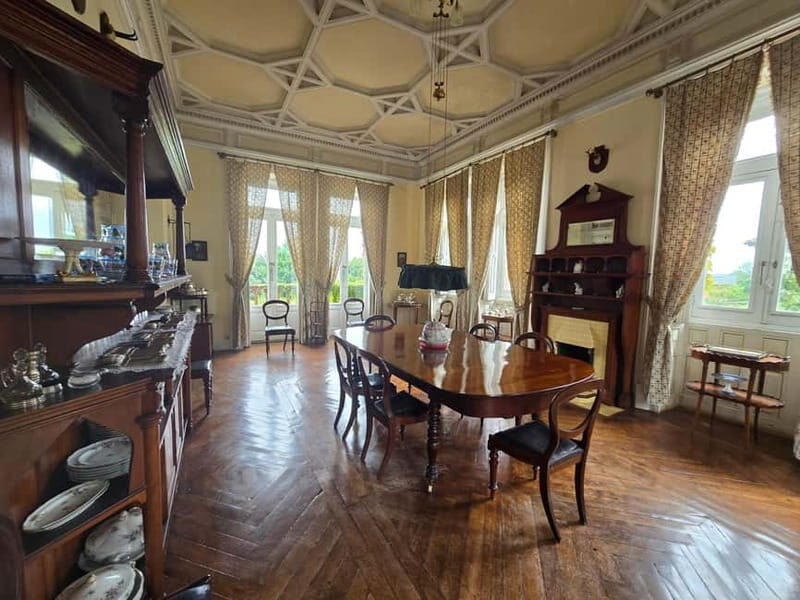 Private visit to the House of the Dukes of Almodovar in Comillas - FAQs