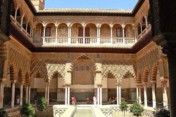 Private Visit to the Real Alcazar of Seville (Tickets Included) - Architectural Marvels and Royal Residences