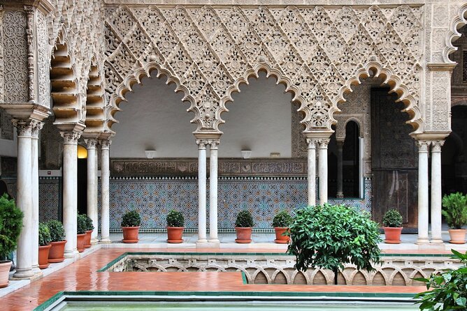 Private Visit to the Real Alcazar of Seville (Tickets Included) - Exclusive Insights: Private Guided Tour
