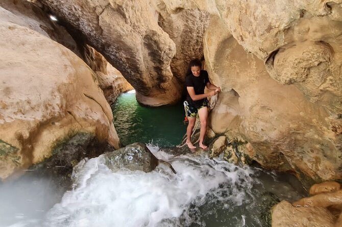 Private Wadi Shab - Bimmah Sinkhole - White Sand Beach - Full Day Tour - Tour Inclusions