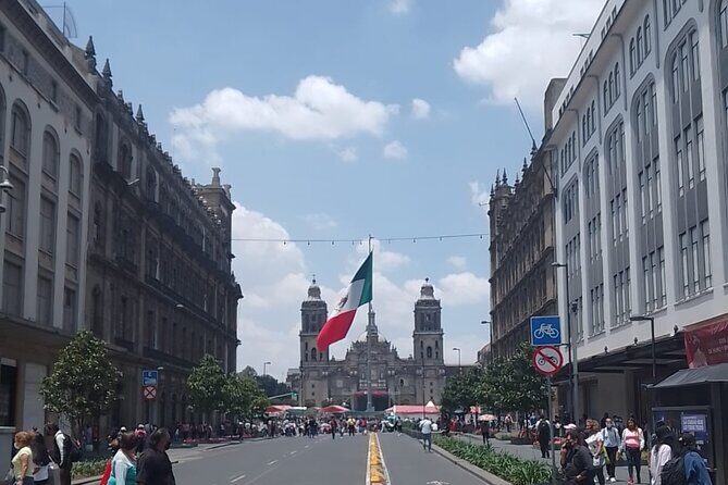 Private walk CDMX Historic Center + Museums + Tacos + Metro - Discover the Authentic Charm of Mexico City with a Private Walk Through the Historic Center