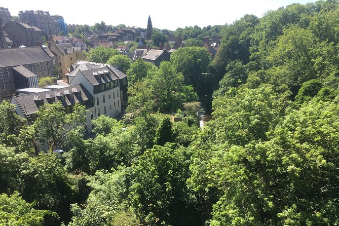 Private Walk: Country in the City - Directions and Route Details