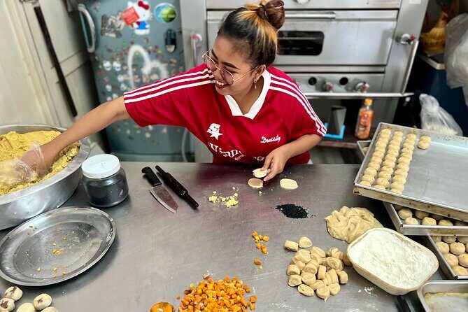 Private Walking Food Tour In Phuket - Who Should Consider This Tour?