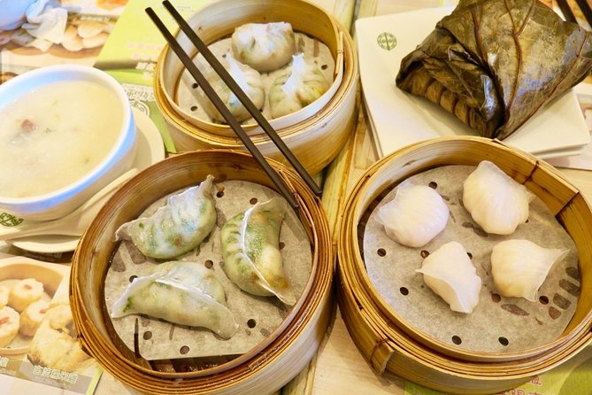 Private Walking Foodie Tour: The Best Bites of Mongkok - Inclusions in the Foodie Tour