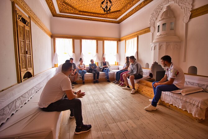 Private Walking Tour About Ismail Kadare in Gjirokaster - Meeting Point Information
