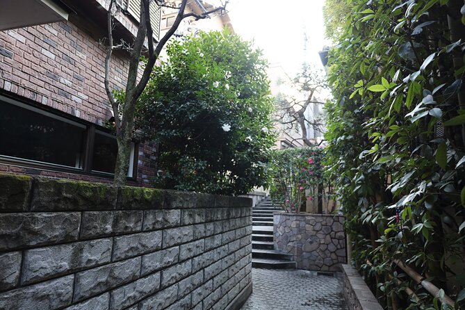 Private Walking Tour at Tokyos Hidden Gem: Kagurazaka - AI Translator