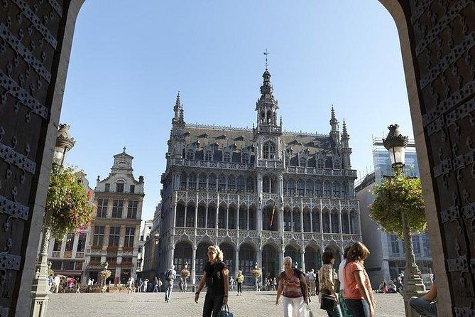 Private Walking Tour : Brussels Historical City Center Half Day - Historical Landmarks