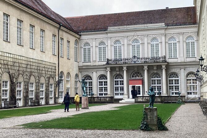 Private Walking Tour Explore Munich with a Licensed Local Guide - Frequently Asked Questions