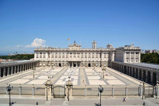 Private Walking Tour Guided With Visit to the Royal Palace and Prado Museum - Memorable Experience