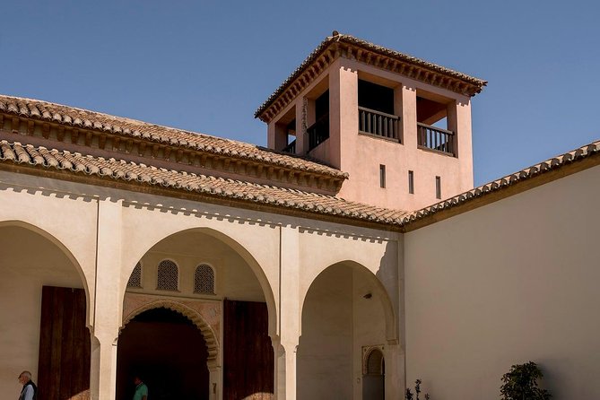 Private Walking Tour in Málaga - Overview and Highlights of the Tour