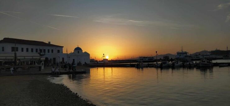 Private Walking Tour in Mykonos Town With a Local Guy - Itinerary Highlights