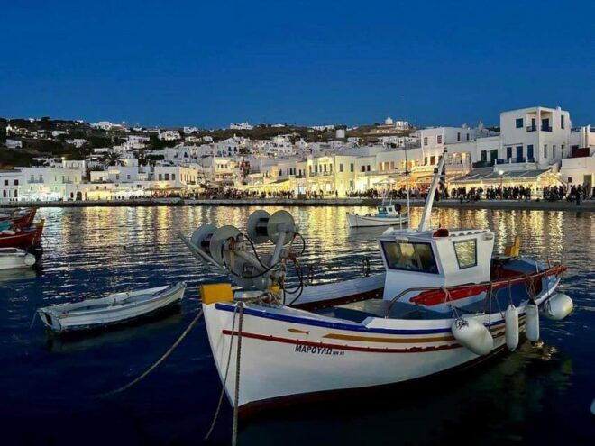 Private Walking Tour in Mykonos Town With a Local Guy - Landmarks to Explore