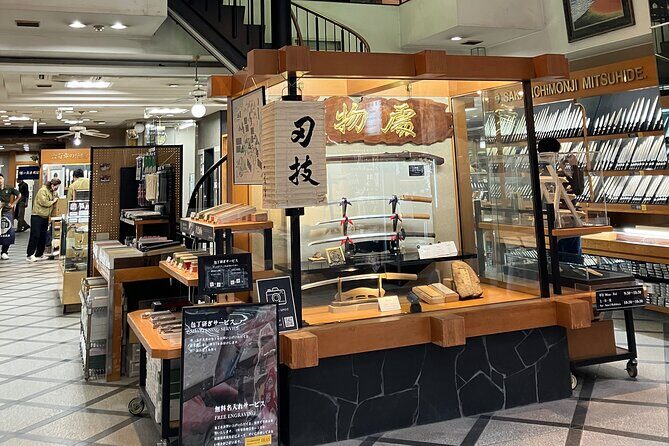 Private Walking Tour in Osaka's Kuromon Market and Dotonbori - Who Should Book This Tour?