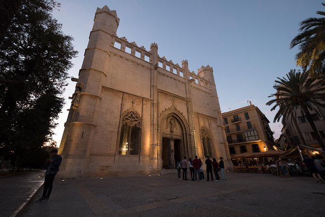 Private Walking Tour in Palma De Mallorca With Local Guides. - Pricing and Booking Details