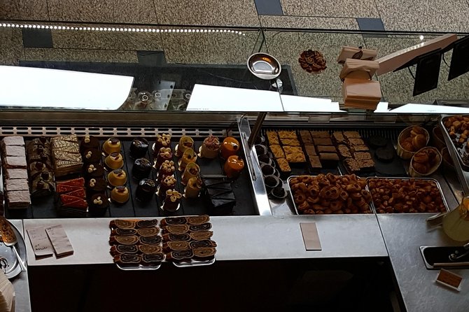 Private Walking Tour in Spanish of Budapest With Local Guide - Good To Know