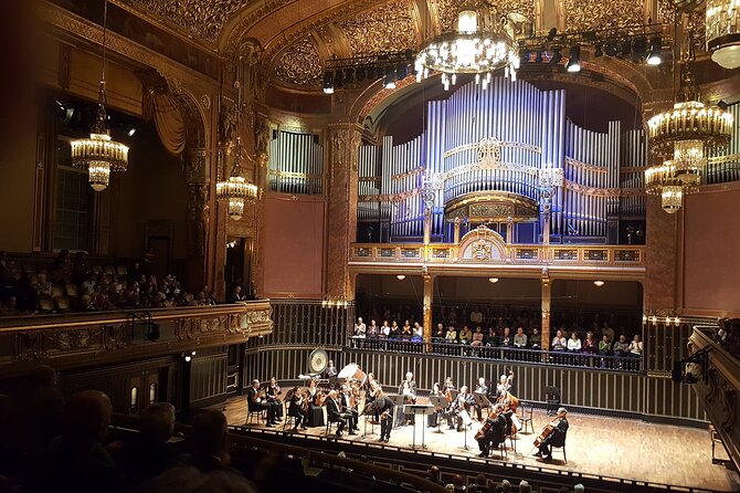 Private Walking Tour in Spanish of Budapest With Local Guide - Directions
