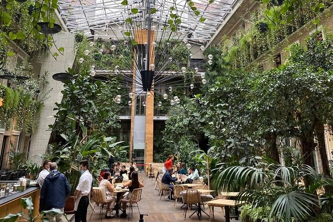 Private Walking Tour in The Jewish District Budapest - What To Expect