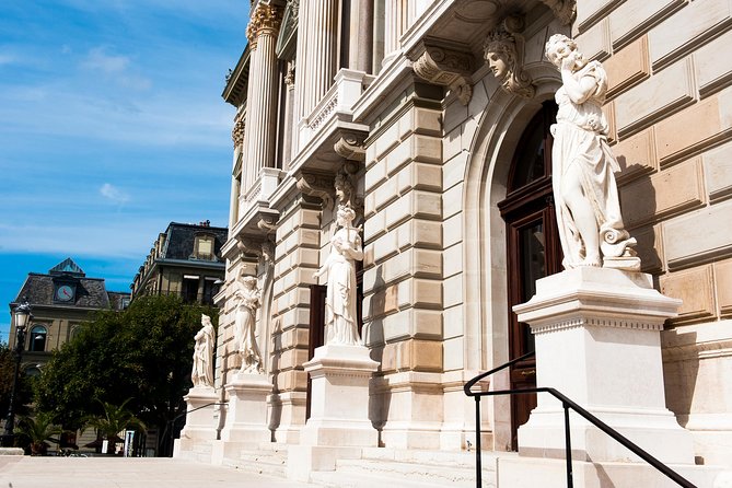 Private Walking Tour of Geneva for Groups With an Official Guide - Additional Information and Cancellation Policy