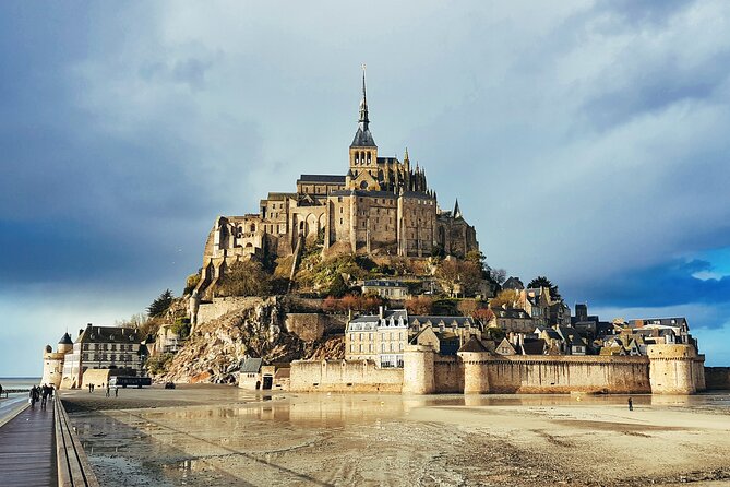 Private Walking Tour of Mont Saint Michel With a Licensed Guide - Admission Ticket: Free