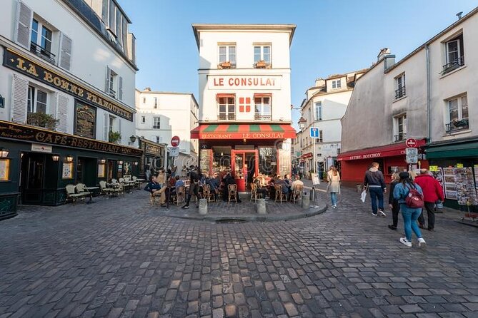 Private Walking Tour of "Montmartre" Area in Paris - Discover the Montmartre Neighborhood