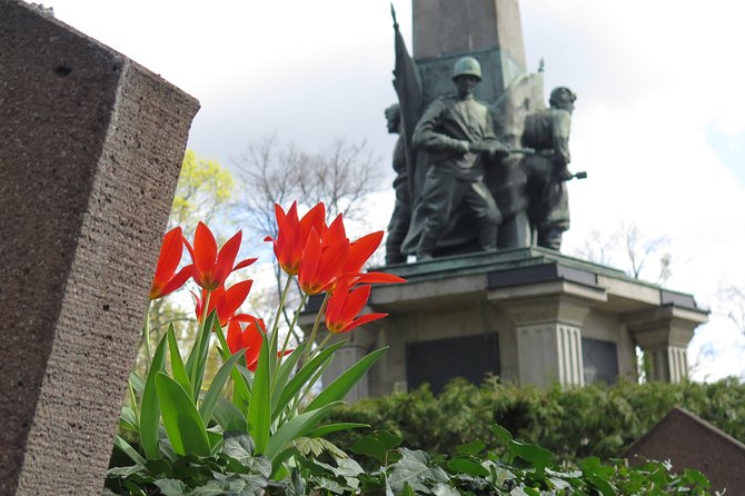 Private Walking Tour of Soviet Potsdam Through Red Potsdam - Tour Overview
