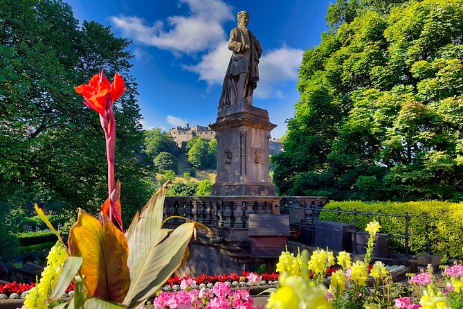 Private Walking Tour of The New Town, Edinburgh With a Local - The Sum Up