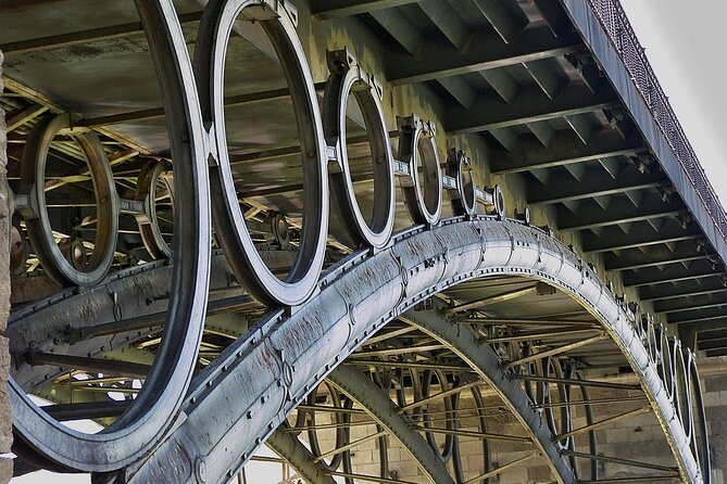 Private Walking Tour of Triana - Date and Travelers